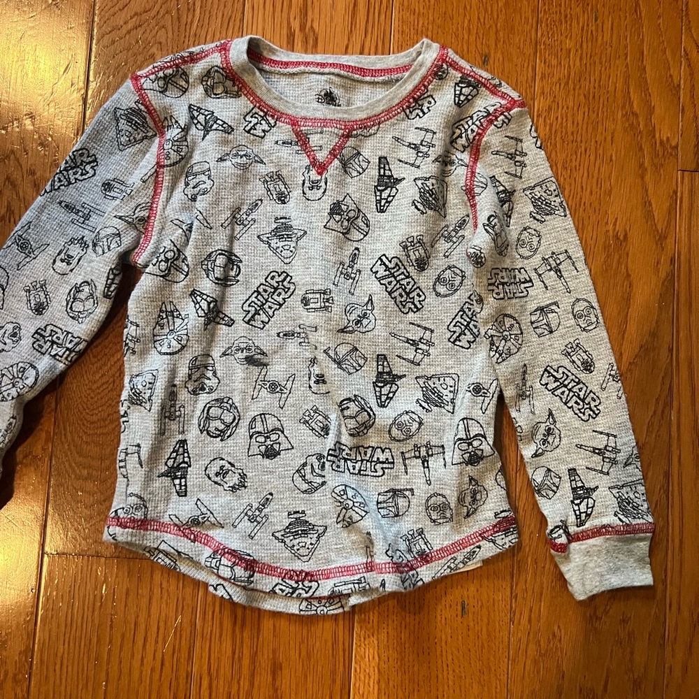 Disney Star Wars Gray Kids Long Sleeve Shirt like new